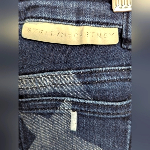 Stella McCartney Kids Skinny Star Jeans Grey Denim In Front/Blue Jean In Back - Picture 8 of 14